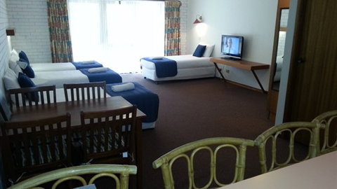 Barooga Country Inn Motel - Accommodation Directory 2
