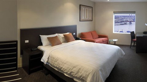 Atlantis Hotel - Accommodation Directory 0