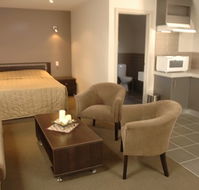 Seymours on Lydiard - Accommodation Directory