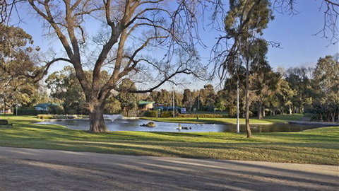 Best Western Melbourne's Princes Park Motor Inn - Accommodation Directory 1