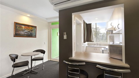 Best Western Melbourne's Princes Park Motor Inn - Accommodation Directory 5