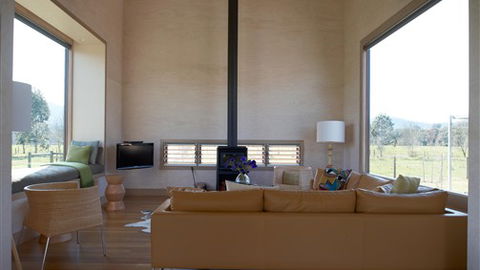 The Kilns - Accommodation Directory 3