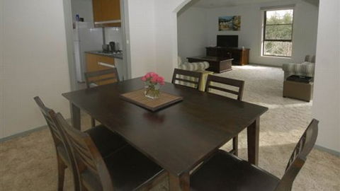 Bowden Cottage - Accommodation Directory 6