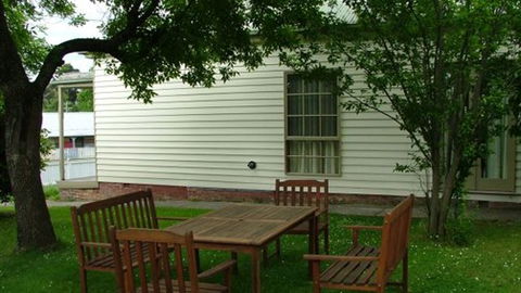 Bowden Cottage - Accommodation Directory 5