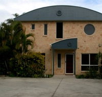 Beach House Redcliffe - Accommodation Directory