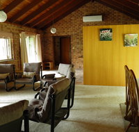 Coucals of Mount Crosby - Accommodation Directory
