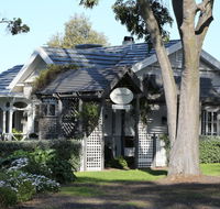Holmwood Guest House - Accommodation Directory