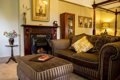 Bli Bli House Luxury Accommodation - Accommodation Directory 11