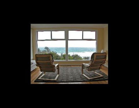 HolidayMakers - Accommodation Directory 1