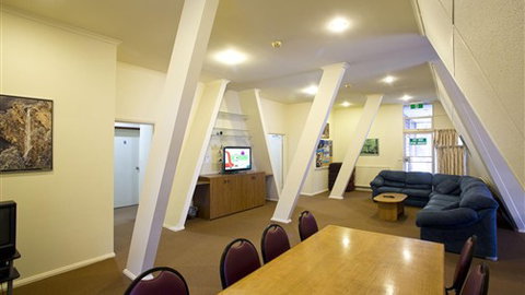 Alpha Ski Lodge - Accommodation Directory 1