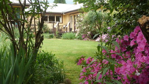 Annie's Garden Retreat - Accommodation Directory 1