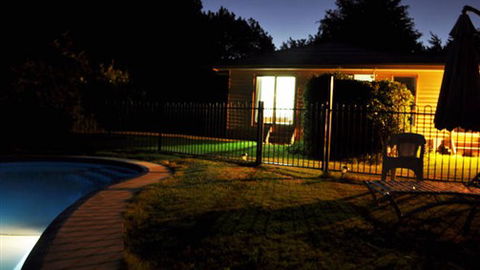 Annie's Garden Retreat - Accommodation Directory 5