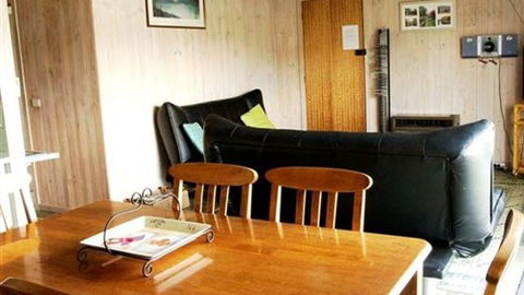 Montanya Holiday Retreat - Accommodation Directory 4