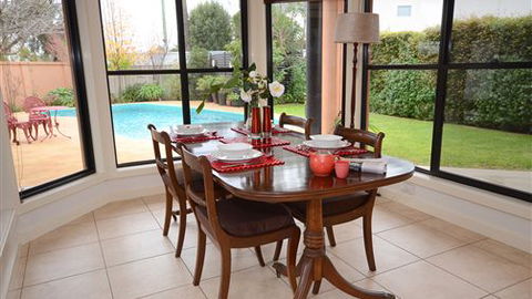 DeLuca - Accommodation Directory 0