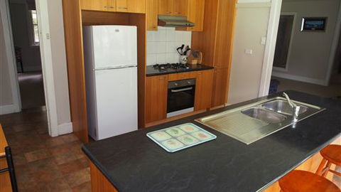 The Hill Great Ocean Road - Accommodation Directory 3