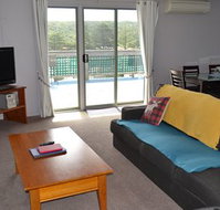 House on the Hill Port Campbell - Accommodation Directory