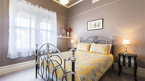 Avalon Guesthouse - Accommodation Directory 2