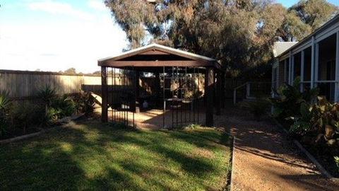 Yarrasackawonga - Accommodation Directory 0