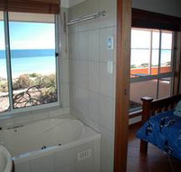 Ceduna Shelly Beach Caravan Park and Beachfront Villas - Accommodation Directory