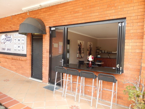 3 Sisters Motel & Cottage - Accommodation Directory 4
