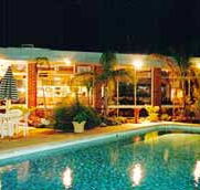 Absolute Lakes Entrance - Accommodation Directory
