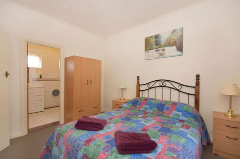 Hello Adelaide Motel + Apartments - Accommodation Directory 0