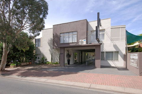 Hello Adelaide Motel + Apartments - Accommodation Directory 9