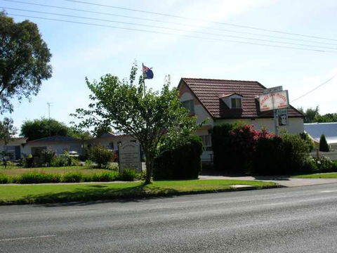 Amble-Inn Motel - Accommodation Directory 0