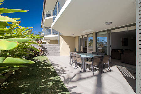 Beaches On Lammermoor Apartments - Accommodation Directory 4