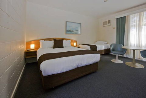 BEST WESTERN Hospitality Inns Geraldton - Accommodation Directory 0