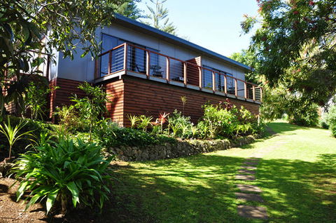 Broad Leaf Villas - Accommodation Directory 0