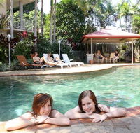Cairns Reef Apartments  Motel - Accommodation Directory