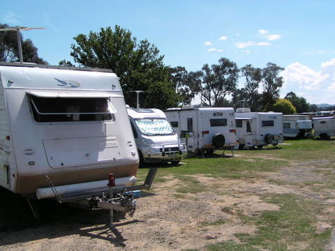 Canberra Carotel Motel & Caravan Park - Accommodation Directory 0