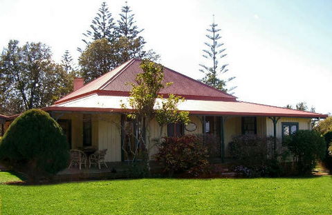 Christian's Of Bucks Point - Accommodation Directory 0