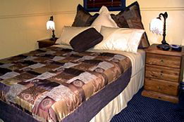 Church House B&B Gundagai - Accommodation Directory 2