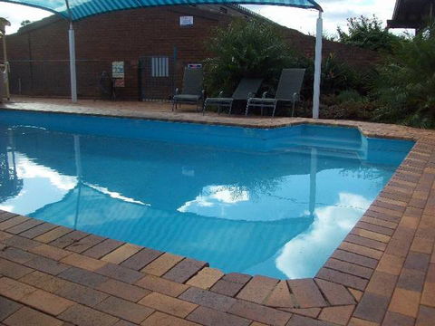 Cobar Motor Inn - Accommodation Directory 4