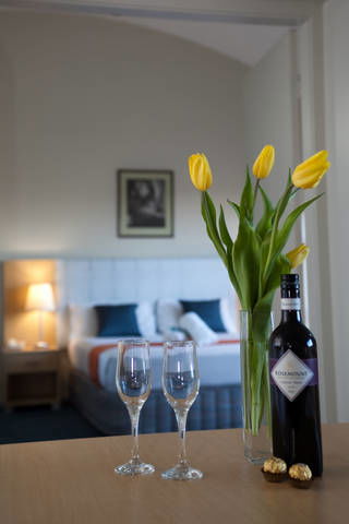 Corrigans Cove - Accommodation Directory 1