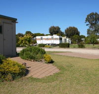 Cummins Community Caravan Park - Accommodation Directory