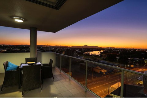 Curtis Central Apartments - Accommodation Directory 1