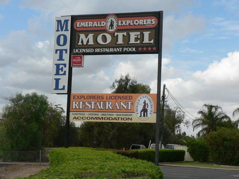 Emerald Explorers Inn - Accommodation Directory 8