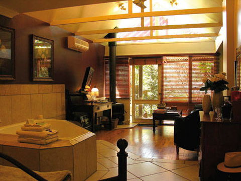 Evanslea - Accommodation Directory 1