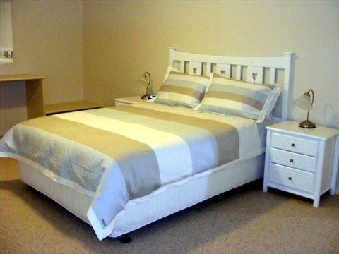 Fairways Bed & Breakfast At Jerilderie - Accommodation Directory 1