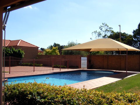 Fairways Bed & Breakfast At Jerilderie - Accommodation Directory 3