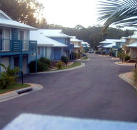 Flynns on Surf Beach villas - Accommodation Directory