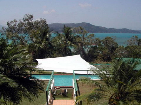 Hamilton Island Private Apartment - The Lodge - Accommodation Directory 4