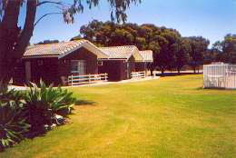 Highview Holiday Village Caravan Park - Accommodation Directory 0