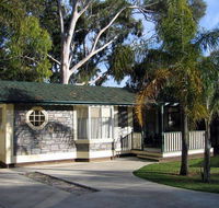 Highway 1 Caravan  Tourist Park - Accommodation Directory