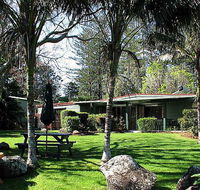 Kentia Holiday Accommodations - Accommodation Directory