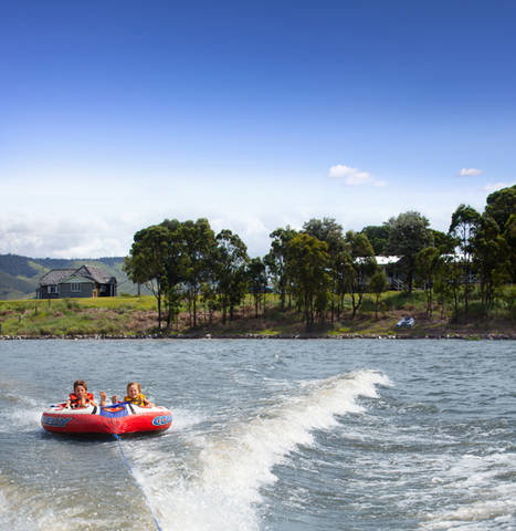 Lake Somerset Holiday Park - Accommodation Directory 0