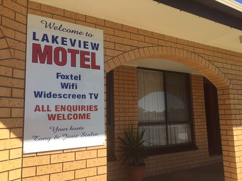 Lakeview Motel - Accommodation Directory 7